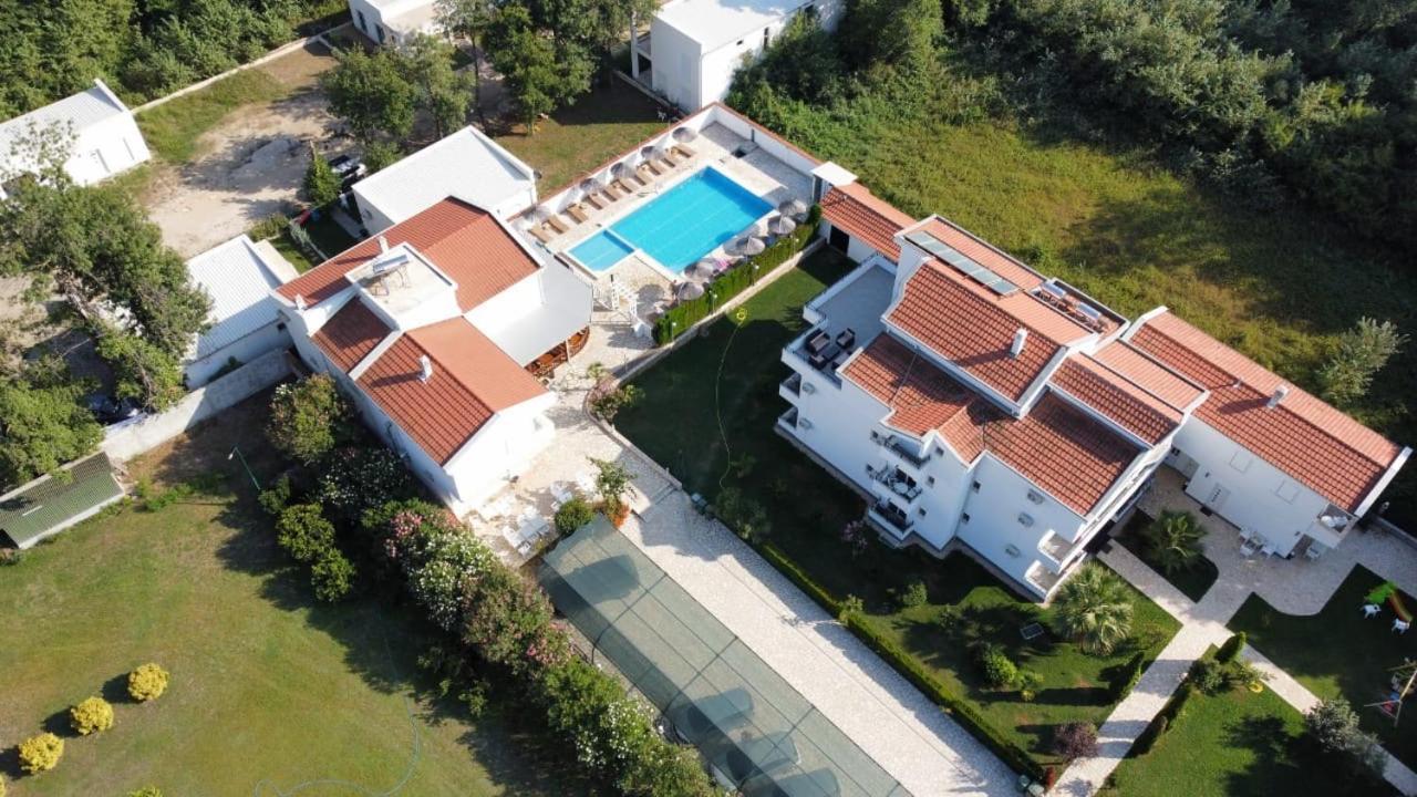 Residence Leora Ulcinj Exterior photo