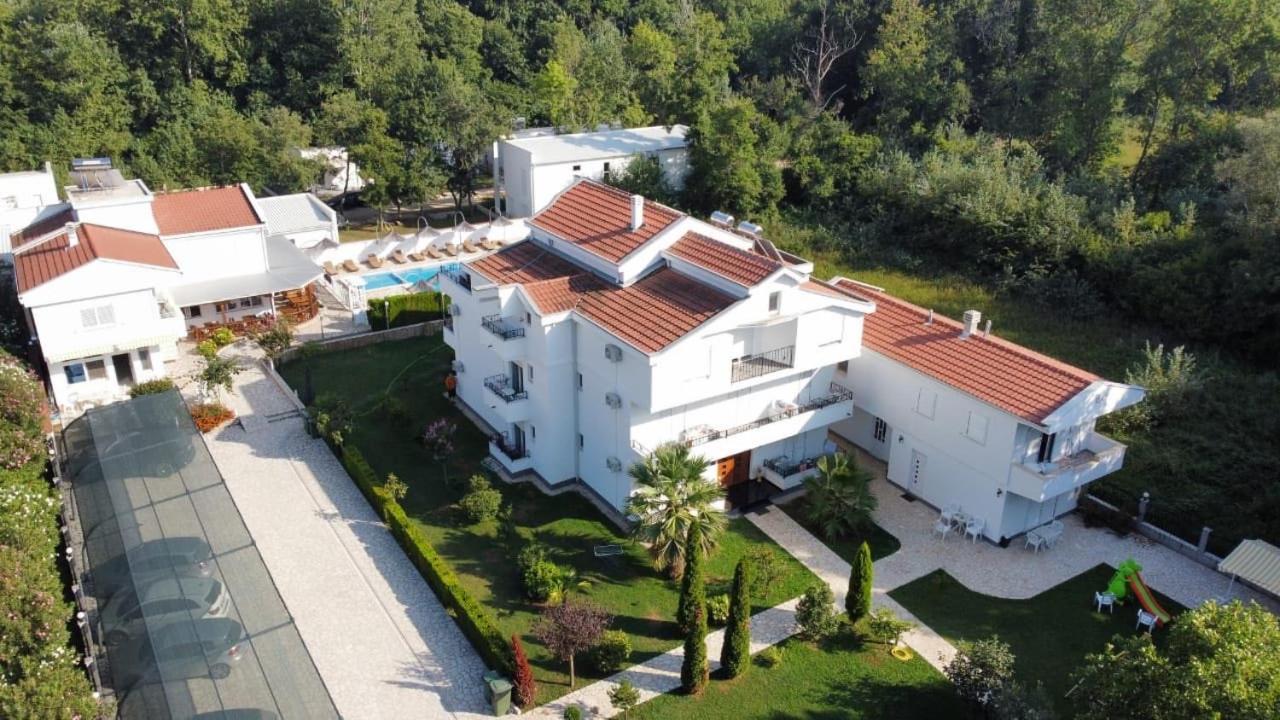 Residence Leora Ulcinj Exterior photo