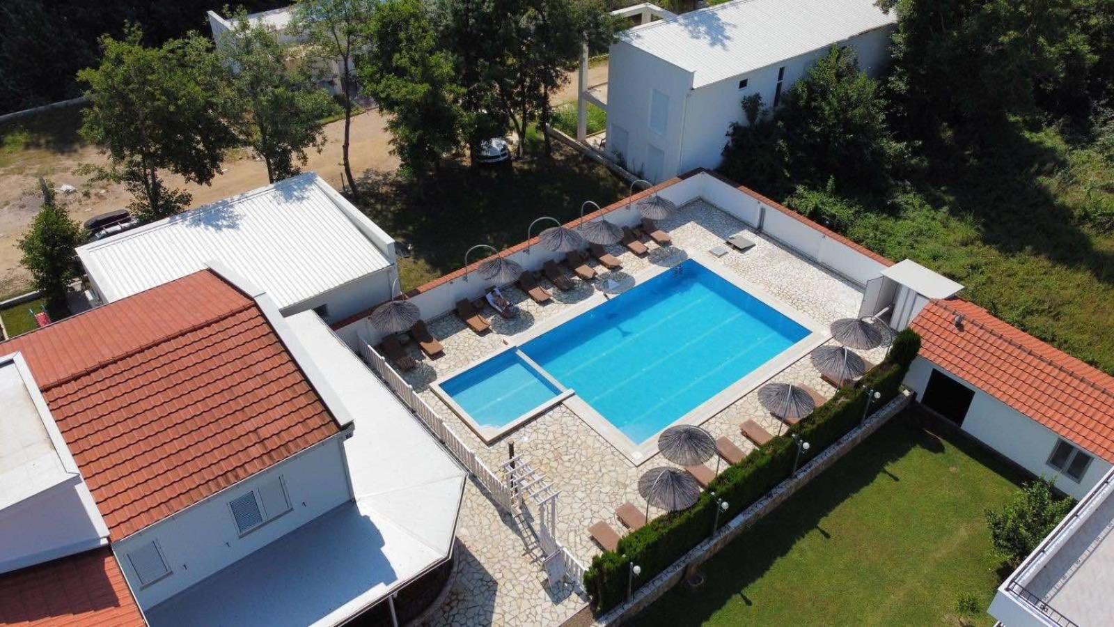 Residence Leora Ulcinj Exterior photo